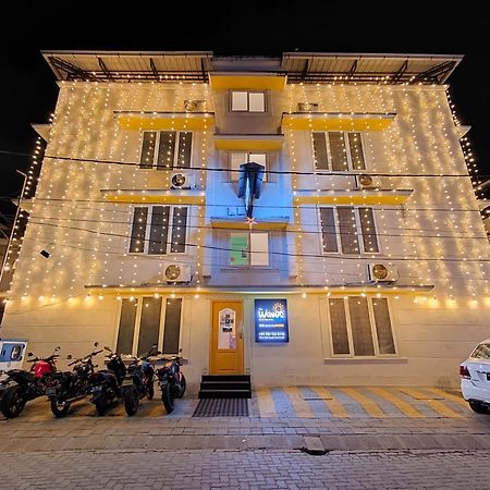 The Waves Fortkochi Exterior photo