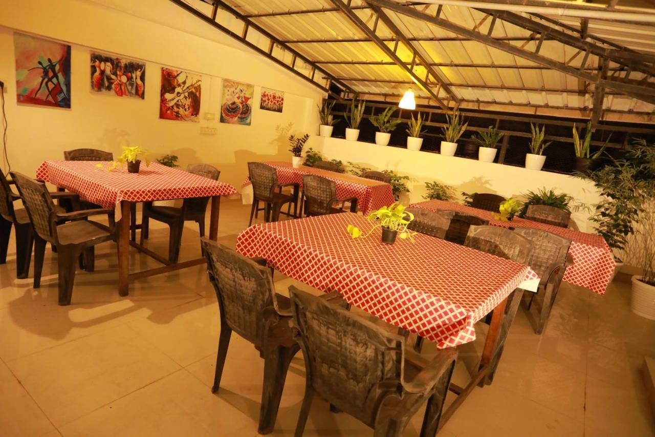 The Waves Fortkochi Exterior photo